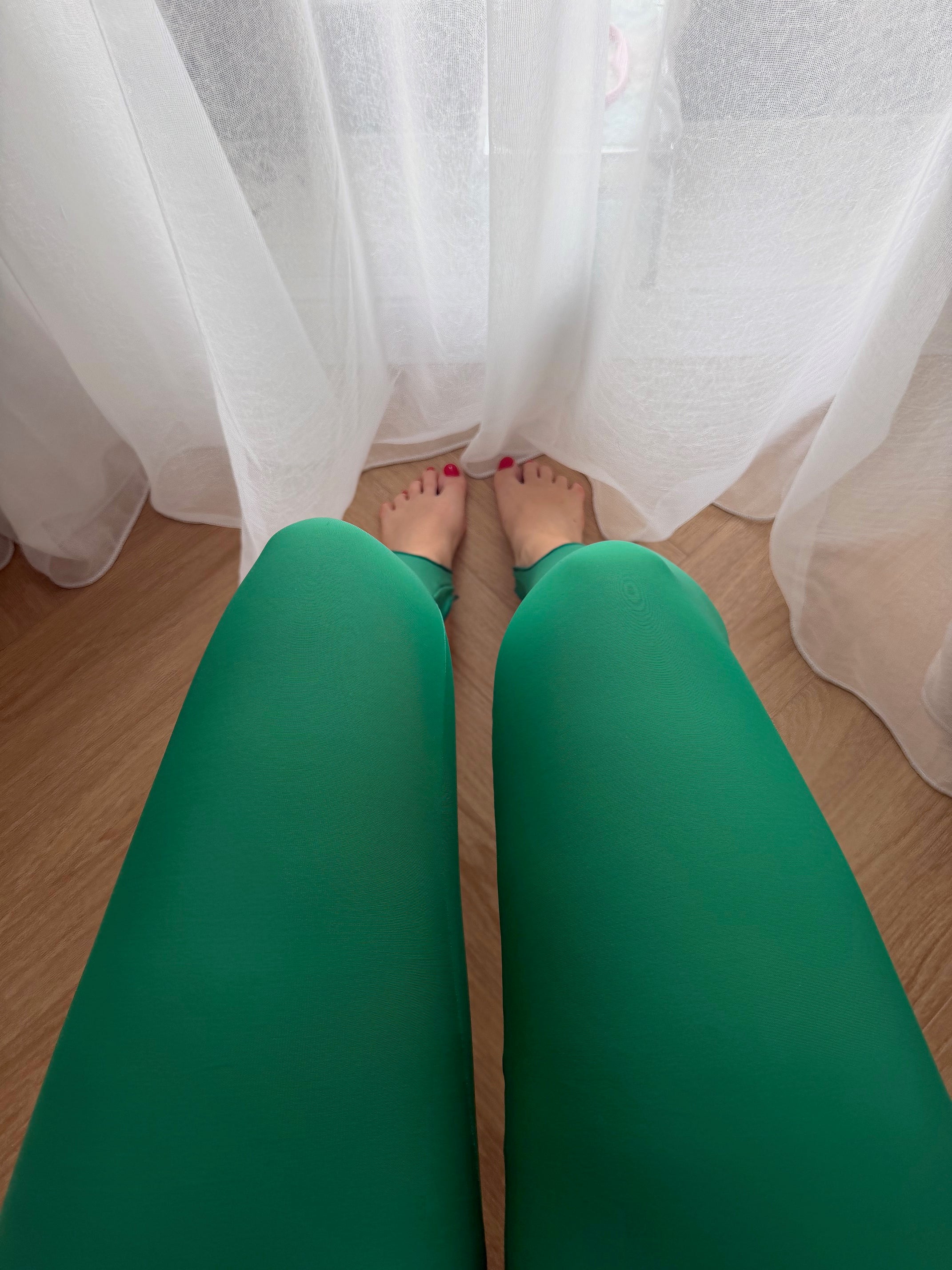 Colanti Lynee - Negru/ Gri/ Albastru Electric/ Alb/ Burgundy Zmeura/ Turcoaz/ Verde/ Caramiziu/ Bleumarin/ Galben Mustar - pentru femei