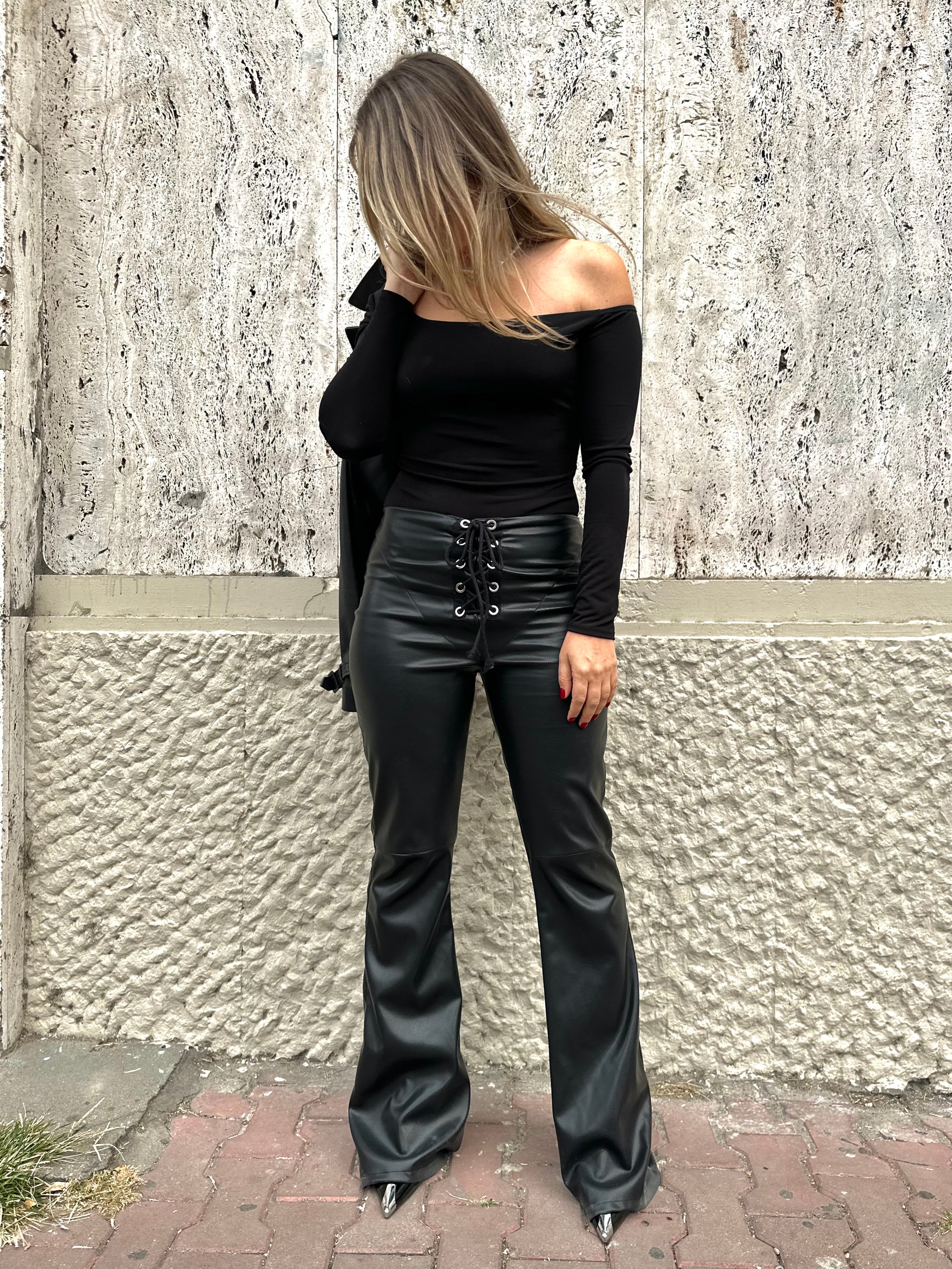 Pantaloni Loren - pentru femei