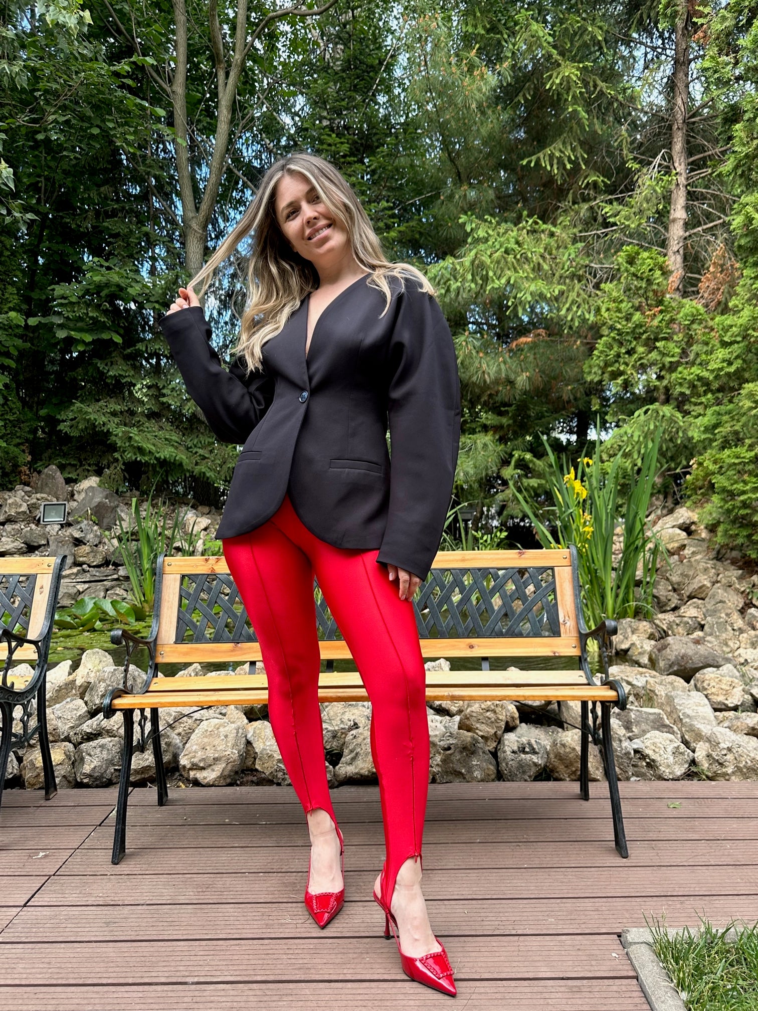 Pantaloni “Famous” - pentru femei - Negru/ Maro/ Albastru Electric/ Gri/ Champagne/ Verde Smarald/ Rosu