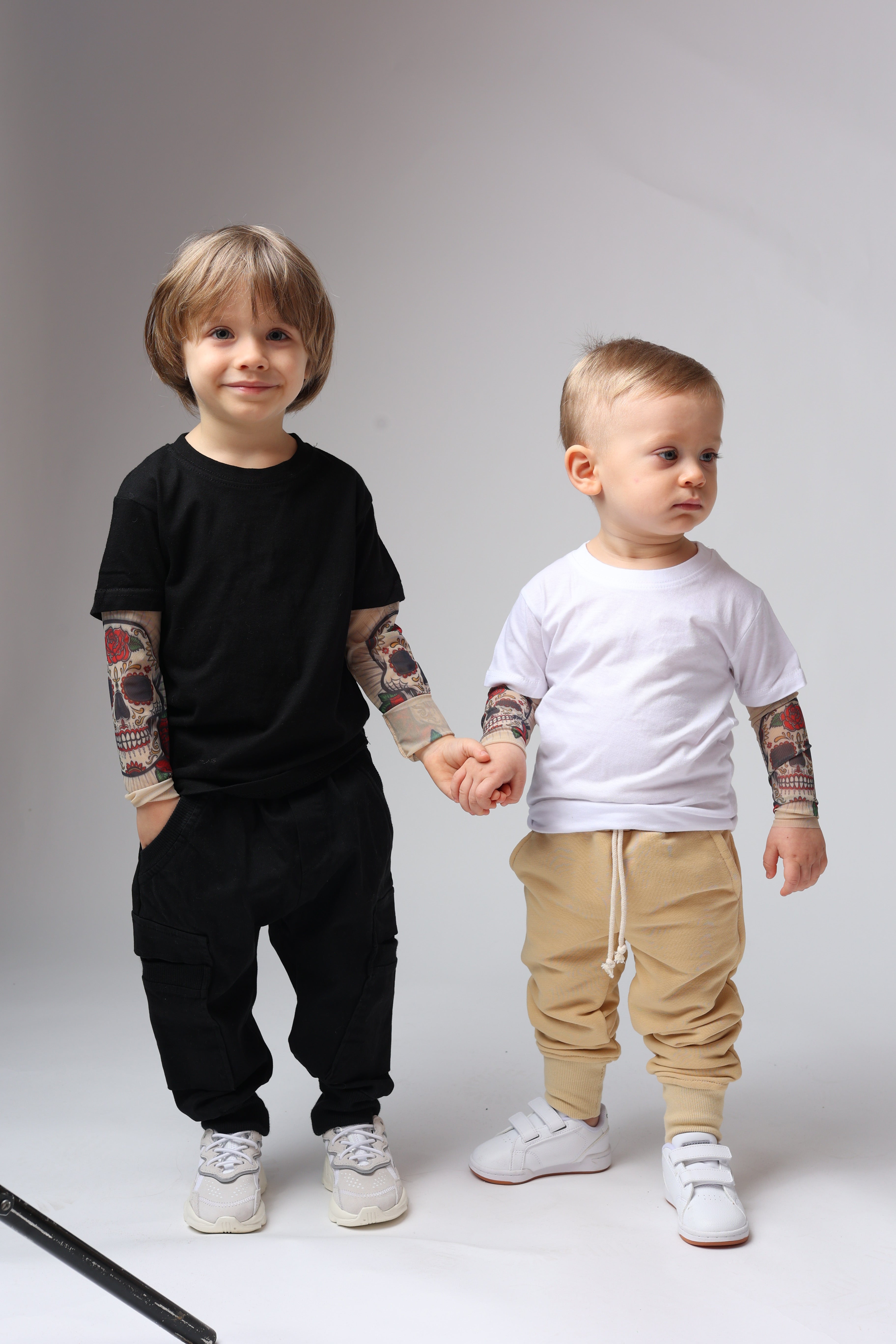 Tricou tatuaje Infinity - unisex pentru copii si adulti - Alb / Negru / Gri / Rosu